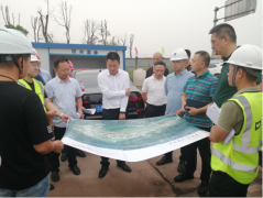 <b>经开区党工委委员陈松带队调研重点项目</b>